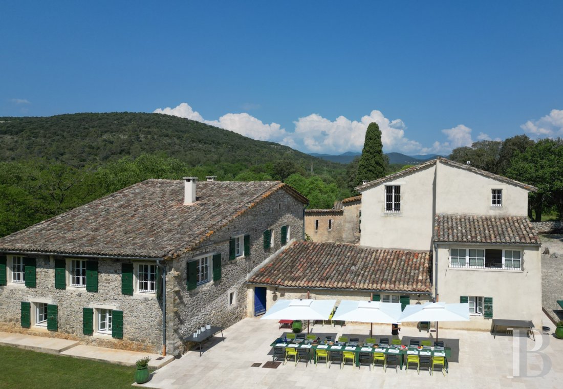 A vast farmhouse on a 130-hectare estate in Gard, south of Anduze - photo  n°5
